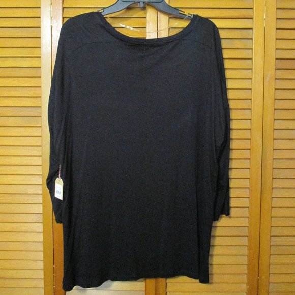 Magical Season top NEW Christmas lightweight stretchy black pullover size 1x - Picture 9 of 11
